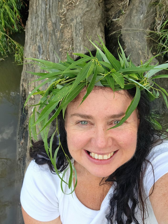 Dr Mishel McMahon